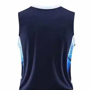 Uniformes de Baloncesto Personalizados al por Mayor, Diseño Sublimado Reversible, Conjunto de Camiseta y Pantalones Cortos para Niños de Academia de Baloncesto - Product Image 5
