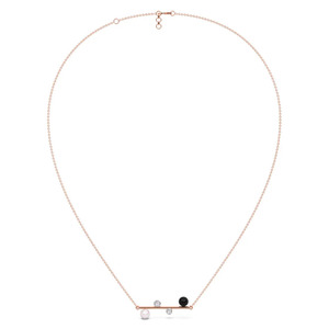 Collier Balance Bar avec cadre linéaire en or rose et accents de pierres noires et blanches contrastées - Product Image 3