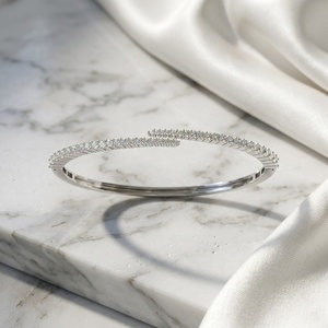 2.072CTW 18K Gold Lab Grown E Color Round Brilliant Cut IGI Certified Diamond Bangle Cuff <b>Bracelet</b> - Product Image 2