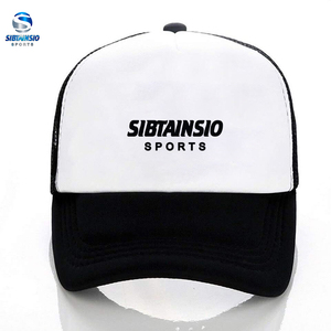 Gorra de béisbol tipo trucker de malla con logo bordado personalizado, negra y blanca, ajustable, estilo snapback, casual, deportiva, para el sol. - Product Image 6