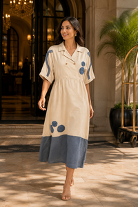 Elegante Vestido Maxi de Algodón Beige con Mangas con Volantes Bordados, Detalles Florales Chic, Estilo Bohemio Asimétrico en Línea A para Mujeres Modernas - Product Image 6