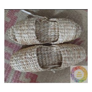 Pantoufles en jacinthe d'eau de qualité supérieure du Vietnam, faites à la main, naturelles, écologiques, chaussures tissées, fournisseur en gros - Product Image 4