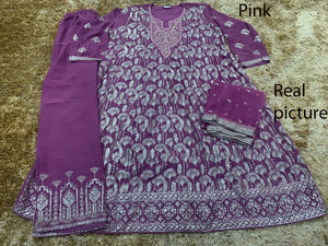 Venta caliente Diseño exclusivo de bordado de lujo Salwar Kameez Comprar ropa de fiesta Kurti de Surat para mujeres Mayorista de vestido - Product Image 4
