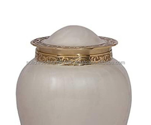 Urnas Funerarias Decorativas de Latón de Alta Calidad, Urnas Hechas a Mano para Hombres y Mujeres - Product Image 5