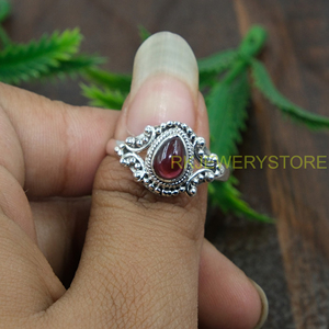 Bague en grenat en argent Sterling 925, bague en pierre rouge, bague faite à la main, bague design en argent, bagues de fiançailles et de mariage pour femmes, bijoux - Product Image 4