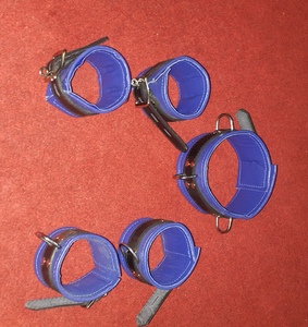 <b>Leather</b> <b>Wrist</b> Ankle <b>Cuffs</b> Collar 5 Pcs Set Lockable Buckles Bondage Luxury Style Set - Product Image 4