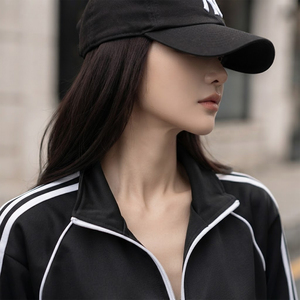 เสื้อแจ็คเก็ตซิป Crescent Wear คุณภาพพรีเมียม ผ้าฝ้าย 100% สีขาวลายทางเชฟรอน พร้อมกางเกงขายาวเข้าชุด สำหรับสตรีทแวร์ฤดูหนาว - Product Image 4