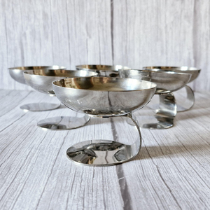 Bol décoratif incassable en métal en forme de lingot pour salade, fruits, collations, riz, desserts, yaourts et glaces - Product Image 5