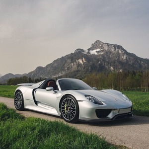 Porsche 918 Spyder Premium Híbrido, Superdeportivo de Lujo, Exportación Mundial, Plástico OEM, Alto Rendimiento, Disponible en Stock - Product Image 2
