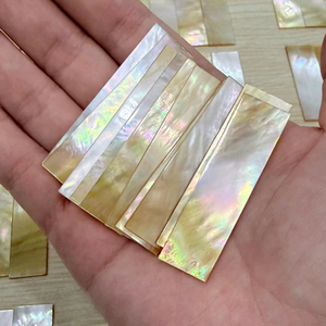 จี้เปลือกหอยกลมสีดำขนาด 25 มม.-45 มม. ทำจากเปลือกหอยมุกธรรมชาติขัดเงา สำหรับขายส่ง DIY - Product Image 1