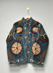 Chaqueta de terciopelo Suzani bordada, chaqueta artesanal hecha a mano, chaqueta Suzani hecha a mano, diseño floral, abrigo corto estilo bohemio, regalo para ella - Product Image 3