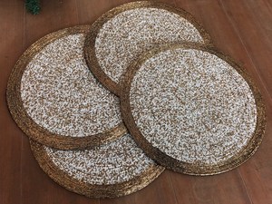 Magnifiques sets de table brodés à la main avec perles, décoratifs et luxueux, pour table à manger, mariage, fête et usage domestique festif. - Product Image 6