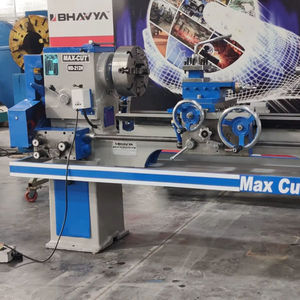 Torno de Alta Precisión de 7 Pies para Trabajo Pesado, Totalmente Accionado por Engranajes, con Portaherramientas de 4 Estaciones, 2 Ejes, Cama Oscilante Industrial, para Torneado de Metal - Product Image 4