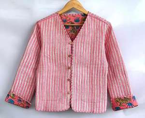 Preciosa Chaqueta Bomber Corta de Invierno Reversible Hecha a Mano con Estampado Floral Rosa 100% Algodón Ecológico para Mujer, Ropa de Fiesta/Regalo para Ella - Product Image 6