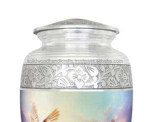 Urnas Funerarias Decorativas de Latón de Alta Calidad, Urnas Hechas a Mano para Hombres y Mujeres - Product Image 4