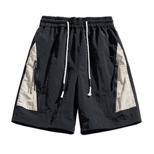 Nuevos shorts de hombre High Street con estilo, juveniles y a la moda, con cordón flotante, estampado de cinco puntos, esenciales, shorts americanos flocados. - Product Image 2