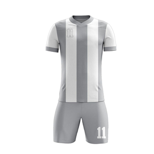 Tenues de football de haute qualité, ensembles personnalisés pour équipes, technique de découpe automatisée, prix compétitif, service OEM, poids léger - Product Image 2