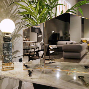 Unique Design Tabletop Durable <b>Makeup</b> <b>Mirror</b> Clear <b>Mirror</b> Gold Plated Decorative Home Eco Friendly Shatterproof Desktop <b>Mirror</b> - Product Image 5