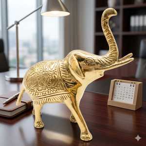 Figurine d'éléphant classique en laiton faite à la main, gravée avec un design traditionnel, décoration de table, sculpture animale pour salon - Product Image 2