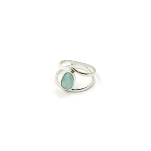 Anillo de Calcedonia Aqua Hecho a Mano – Anillo con Gema de Calcedonia en Forma de Pera, Corte Checker, Acabado Mate Plateado, Anillos Azules Estilo Boho - Product Image 4