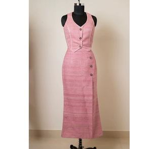 Conjunto Coordinado de Alta Calidad para Mujer, Color Rosa, con Adornos, Top Corto de Diseñador, Falda Maxi con Abertura Lateral de Cintura Alta, Atuendo de Moda para Fiesta - Product Image 1