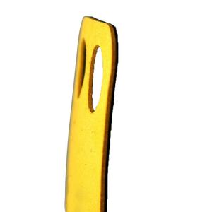 Poignées de musculation personnalisées OEM en cuir suédé jaune à 3 trous, sangles de soutien pour poignets, protections de paume pour haltères et soulevés de terre - Product Image 3