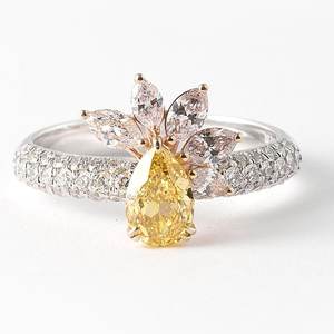 แหวนมอสซาไนต์ทรงหยดน้ำสีเหลืองแฟนซีประดับดอกไม้ สำหรับผู้หญิง เงินแท้ 925 ชุบโรเดียมสีเหลือง ของขวัญขอแต่งงานสำหรับเธอ - Product Image 1