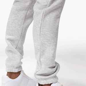 Pantalon de survêtement gris pour homme, taille élastique, poches latérales, respirant, tricoté, décontracté, pour le printemps, en coton mi-lourd - Product Image 3