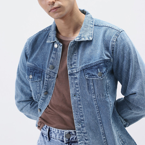 แจ็คเก็ตยีนส์ผู้ชาย OEM สไตล์ลำลอง เสื้อคลุมสำหรับฤดูใบไม้ร่วง แจ็คเก็ตยีนส์ติดกระดุม เสื้อโค้ทยีนส์โอเวอร์ไซส์สำหรับผู้ชาย แฟชั่นยีนส์ฟอกสีสไตล์ลำลอง - Product Image 6