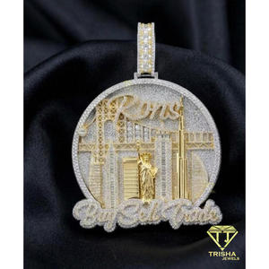 Pendentif Luxe Skyline Urbain avec Diamant Moissanite en Argent Sterling 925, Bijou Hip Hop Entièrement Sertie - Product Image 5