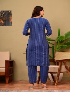 Conjunto de pantalón y kurta de algodón azul elegante para mujer, para uso en la oficina - Product Image 3