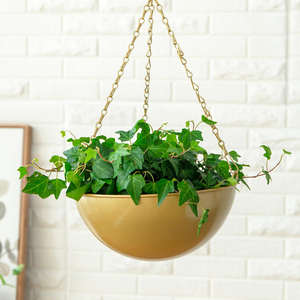 Pot de fleurs suspendu en métal doré de luxe moderne, style nordique, pour mur ou plafond, décoration intérieure pour maison, hôtel, mariage, vente en gros - Product Image 1