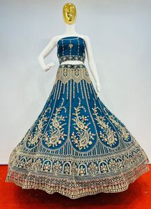 Heavy Bridal Lehenga Choli en red con piedras Jarkan completas, Jaal Dupatta y blusa de diseñador | Nueva colección, 6 opciones de color - Product Image 2