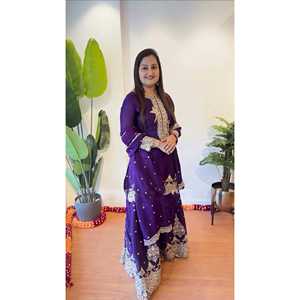 เสื้อมุสลิมแบบดั้งเดิม-Sharara และ Dupatta เสื้อผ้าและเครื่องประดับที่สง่างาม - Product Image 3