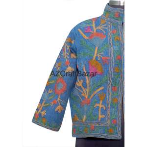 Veste d'hiver pour femme brodée à la main style Suzani, en coton doux, avec motifs – Vente en gros, exportateur indien - Product Image 2