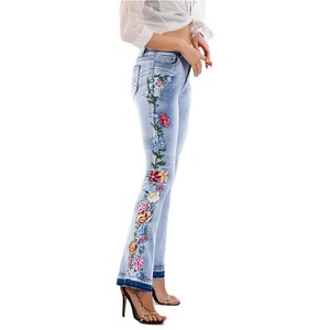Pantalones vaqueros de mezclilla de cintura media con cordones, de alta calidad, elásticos, de talla grande para mujer, estilo acampanado. - Product Image 5