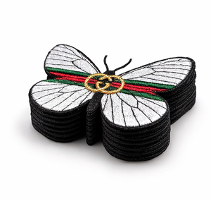 Patch brodé papillon thermocollant – Applique mode pour vêtements, vestes et sacs - Product Image 1