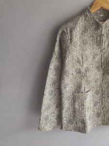 Veste en coton matelassée à col mandarin pour femme, motif floral patchwork, en tissu tricoté respirant et écologique, vêtement d'extérieur décontracté pour l'automne - Product Image 2
