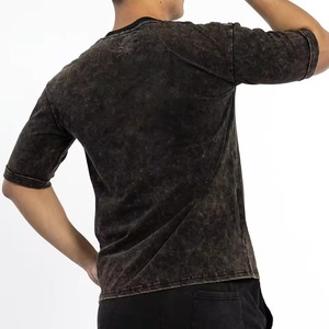 T-shirt à manches courtes surdimensionné 200 g/m², col rond, logo personnalisé sur le devant, respirant, unisexe - Product Image 3