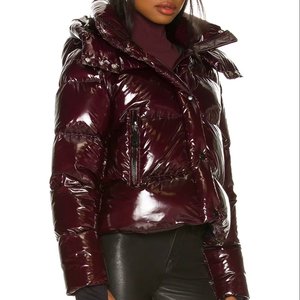 Chaqueta Acolchada Impermeable de Microfibra Gruesa para Mujer, Personalizada, Corta, de Invierno, Cortavientos, Transpirable, con Parches Desmontables - Product Image 2