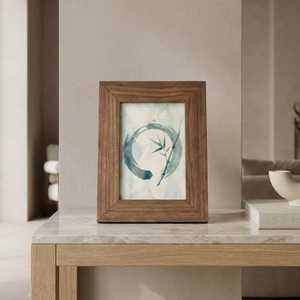 Cadre photo exclusif en bois multicolore – Œuvre d'art en mosaïque abstraite faite à la main, forme et taille personnalisées pour table - Product Image 3