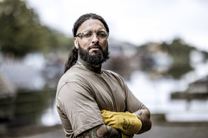 เสื้อยืดคอตตอนสีกากี 100% รุ่น 7005 Motion Tex Light พรีเมียม เนื้อผ้านุ่ม ระบายอากาศได้ดี น้ำหนักเบา - Product Image 3