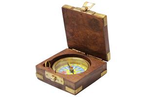 เข็มทิศทองเหลือง กล่องไม้ทำมือ งานเลียนแบบโบราณ ชุบทอง ดีไซน์คลาสสิกแบบพกพา พรีเมียม ทันสมัย - Product Image 3