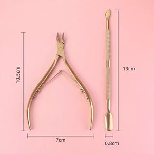Ensemble de coupe-ongles dorés, pince à cuticules et repousse-cuticules pour manucure et pédicure, usage adulte, style luxueux, emballage boîte blanche - Product Image 4
