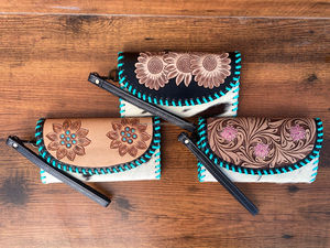 Cartera de mano de cuero con pelo hecho a mano para mujer, tarjetero de cuero genuino occidental, cartera de mano Floral de piel de vaca - Product Image 3