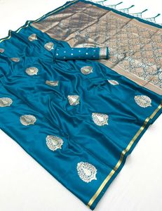 Sari de mariée en tissu léger de créateur pour les fêtes, les événements et les célébrations spéciales pour les mariages indiens et pakistanais - Product Image 4