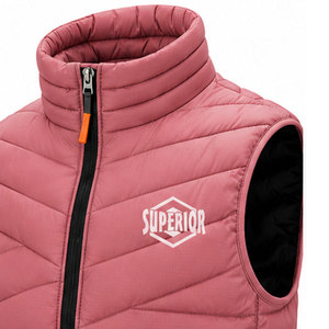 Gilet d'hiver pour homme, veste sans manches matelassée tendance avec coque en polyester respirant, rembourrage chaud et service de logo personnalisé OEM - Product Image 3