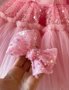 ชุดเดรสวันเกิดเด็กผู้หญิงประดับเลื่อมพร้อมที่คาดผมโบว์เข้าชุด ชุดปาร์ตี้กระโปรงบัลเลต์สีชมพูระยิบระยับสำหรับทารกและเด็กวัยหัดเดิน - Product Image 2