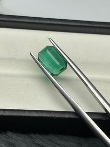พลอยสีเขียวธรรมชาติทรงแปดเหลี่ยมสำหรับทำเครื่องประดับ - Product Image 3