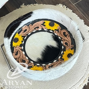 Nueva Bandeja de Servir de Cuero Genuino con Diseño Floral de Girasol y Asas de Metal para Decoración del Hogar y Regalo - Product Image 1